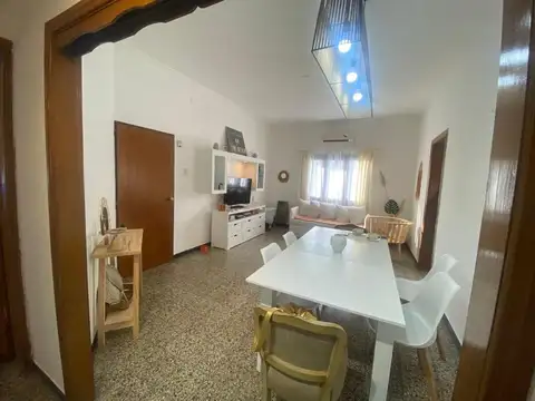 Departamento en Alquiler en Zarate, $ 900.000