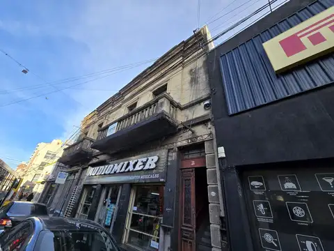 Local en Venta 70 años