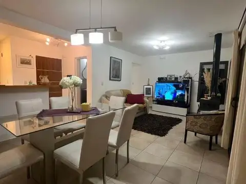 CASA EN VENTA BARRIO CERRADO TEJAS IV CON PILETA