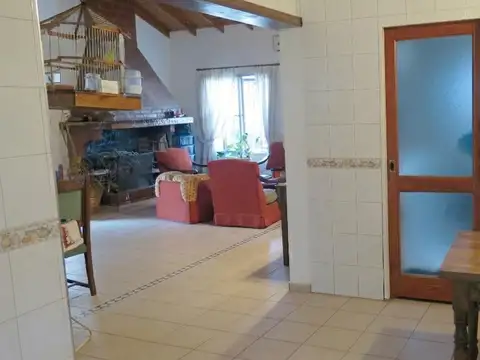 Casa en Venta con 7 cocheras