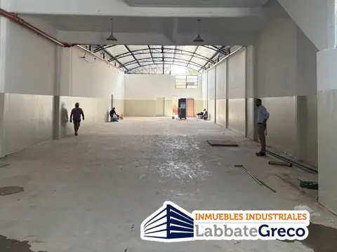 Galpon en Alquiler en Villa Lynch, USD 13.500