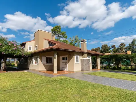 Casa en Venta de 4 dormitorios