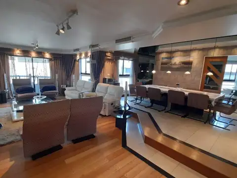 Departamento en Venta de 7 ambientes