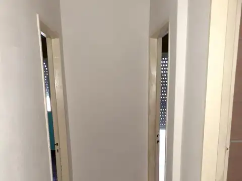 Monseñor Marcon e/ Florencia Varela y Mármol