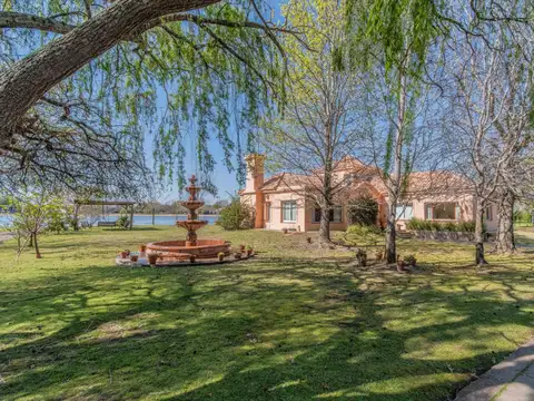 Casa en Venta en Delta del Tigre, USD 630.000