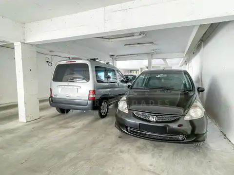 Cochera Venta - Victoria