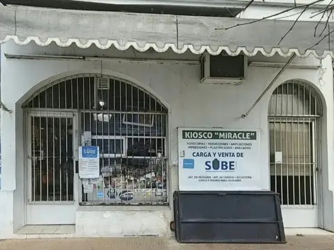 San Lorenzo 2810 , Piso 0