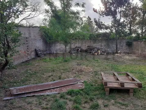 Casa 3 ambientes con 1 baño