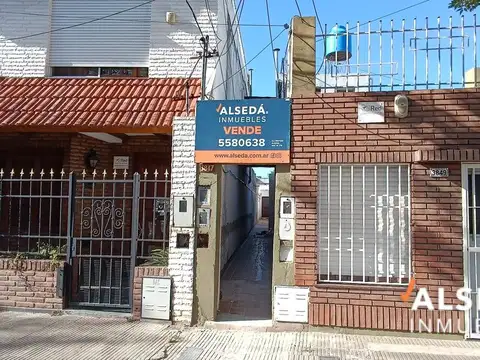 Departamento de pasillo 2 dormitorios !