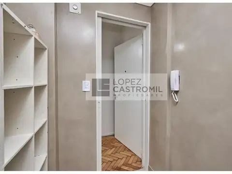 ALQUILER TEMPORARIO! IMPECABLE! Muy luminoso! Todo a Nuevo! AMOB Y EQUIP! Cocina independiente! Apto Profesional! ÚNICO! OPORT!