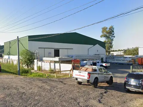 Depósito de 2.800 m2 más oficinas en Alquiler en Guemes al 2.100 en Escobar
