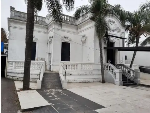 Local en Venta Via Pública