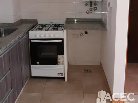 Departamento en Alquiler en Barrio España y Hospitales, $ 400.000