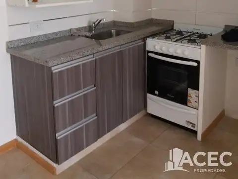 Alquiler - Departamento - España y Hospitales