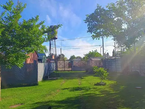 Venta de casa Multifamiliar 7 ambientes