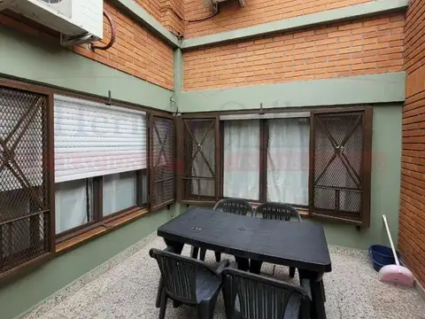 PH 4 AMBIENTES EN VENTA  EN LOMAS DEL MIRADOR