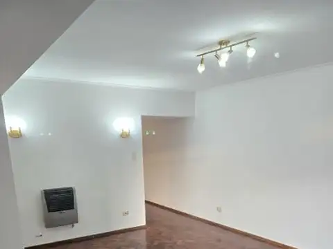 Departamento en alquiler de 2 dormitorios - España 1171
