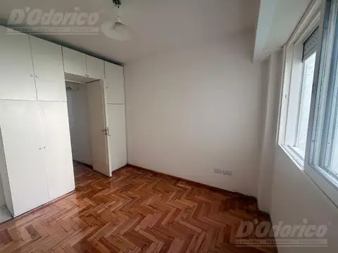 Departamento en venta en Boedo de 2 ambientes con balcón al contrafrente.