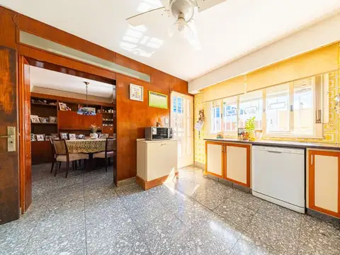 Depto Tipo Casa en Venta de 6 ambientes