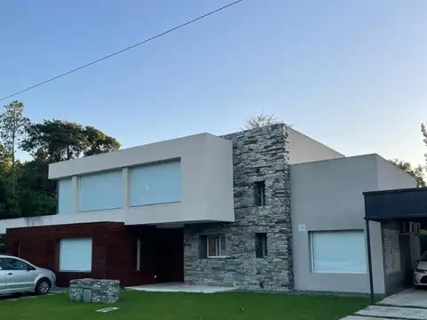 Casa en Venta en Mapuche Country Club, USD 350.000