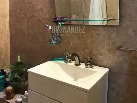 CASA 3 AMBIENTES, COCHERA, PARQUE Y TERRAZA