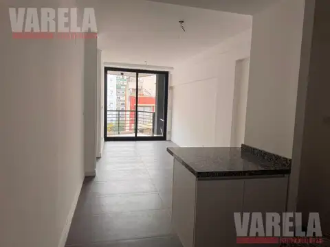 Departamento en Venta2 amb.al frentec/Balcón Se vende c/Renta-Almagro Lezica al 4000 U$s109.000