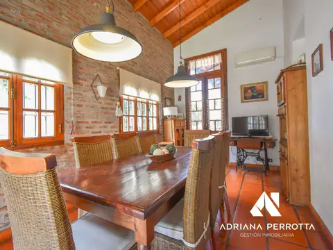 Casa en Venta en Banfield, USD 270.000