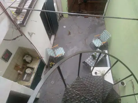 Depto Tipo Casa en Venta 41 años