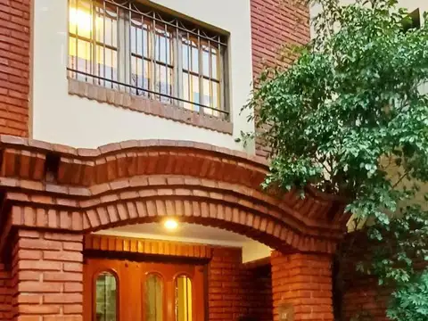 Garibaldi 300, Piso 2