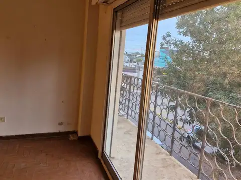 Oficina fte a Estación Tortuguitas