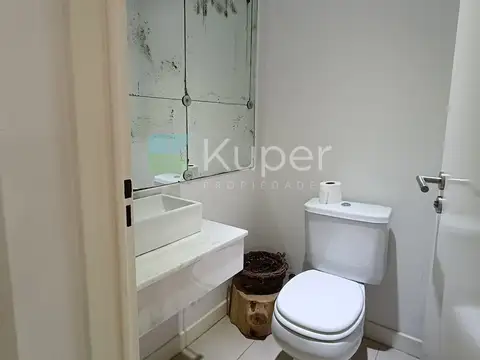 Departamento en Alquiler con 1 cocheras