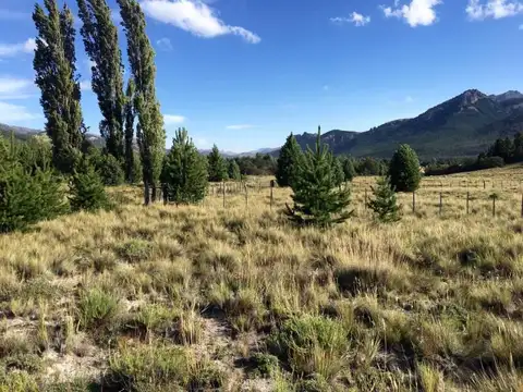 Espectacular esquina en Villa Lago Meliquina – Zona Las Jorgelinas | 2457 m²