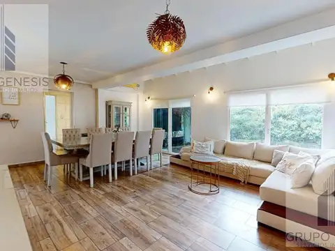 Casa 5 ambientes con 2 baños