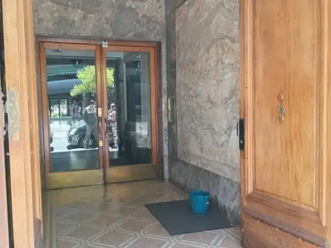 Avenida Hipólito Yrigoyen 1400, Piso 7