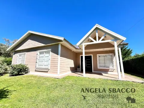 Quinta en Venta en Parque Jularó, USD 135.000