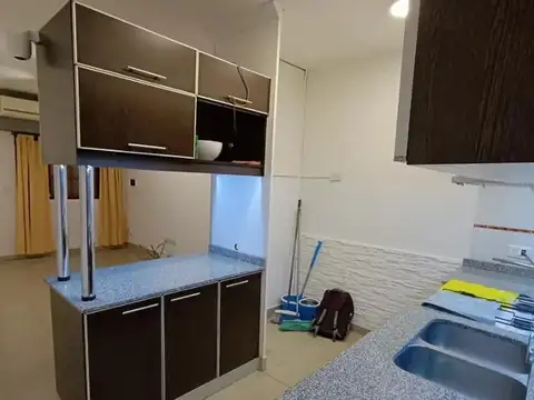 Ph de 2 ambientes con patio y cochera Ramos mejia