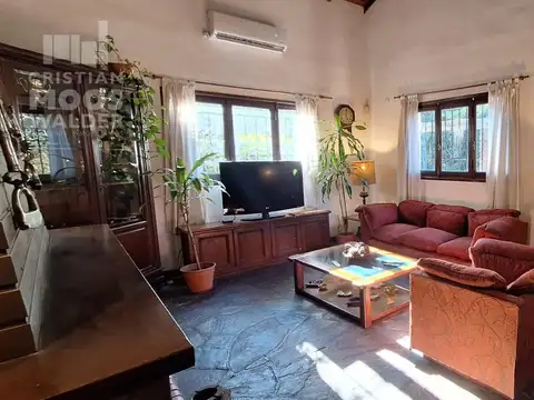 Casa en Venta en Las Glorias, USD 185.000