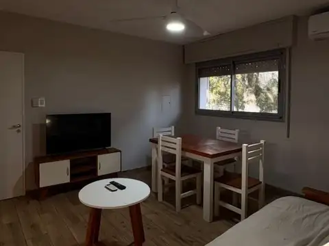 Departamento en Alquiler de 6 ambientes