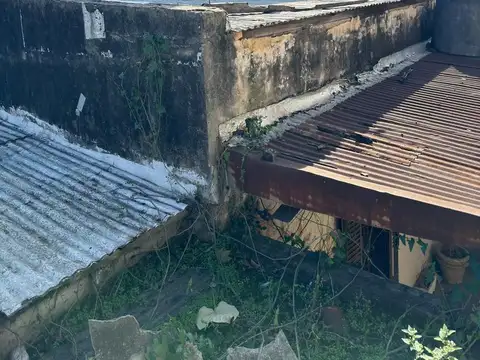 Virasoro 2200 - Casa en venta a demoler - Rosario, Jorge Cura