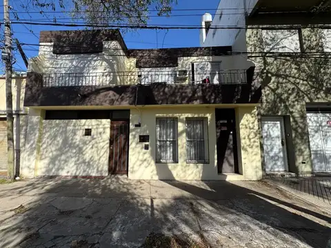 Casa a Demoler en Venta – Barrio Jorge Cura, Rosario
