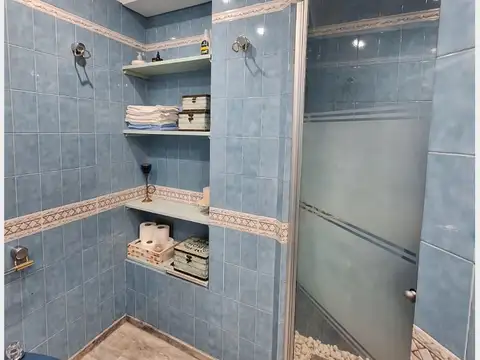 Depto Tipo Casa 4 ambientes con 3 baños