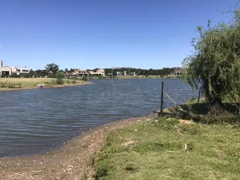Terreno en Venta en San Matias, USD 130.000
