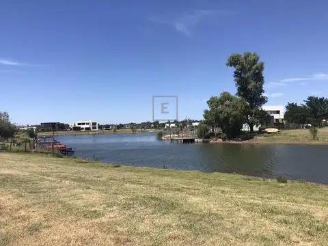 Terreno en Venta de 940,0 m2