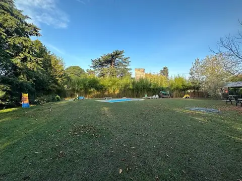 Casa en Venta en Barrio Parque Leloir, USD 320.000