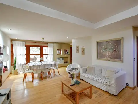 CASA EN VENTA EN GONNET