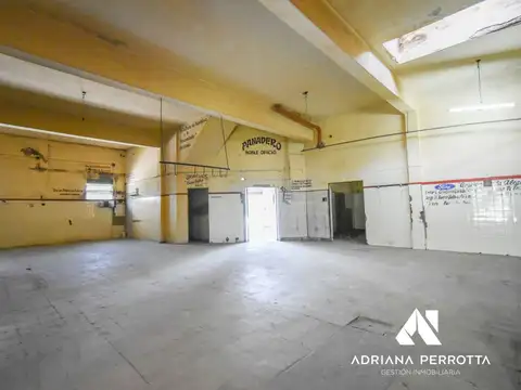 Local en Venta en Longchamps, USD 245.000