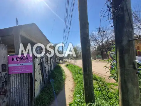 Terreno con losa ideal galpón zona oeste