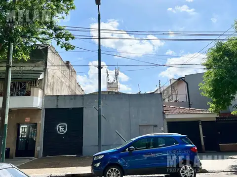 Galpon en Venta en Villa del Parque, USD 390.000