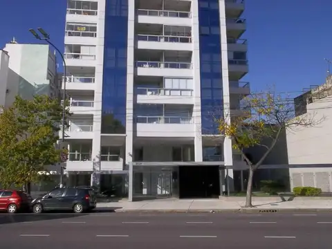 EXCELENTE TORRE FRENTE PARQUE CENTENARIO, DOS DORMITORIOS