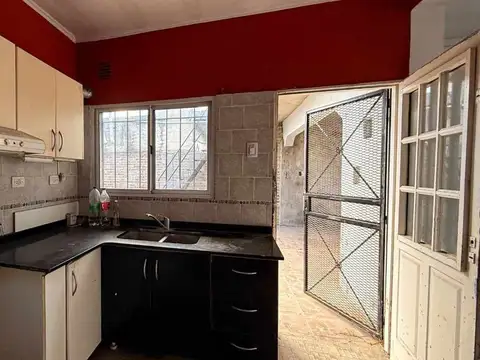 Depto Tipo Casa en Venta en Burzaco, USD 50.000